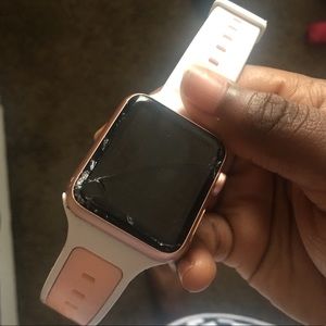 Series 1 Apple watch 42mm (CRACKED)